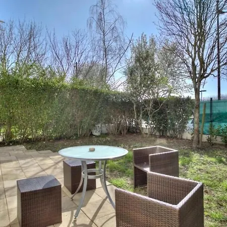 Studio Spacieux Avec Terrasse Et Parking Viry-Châtillon Exterior foto