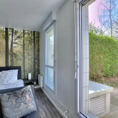 Studio Spacieux Avec Terrasse Et Parking Viry-Châtillon Exterior foto