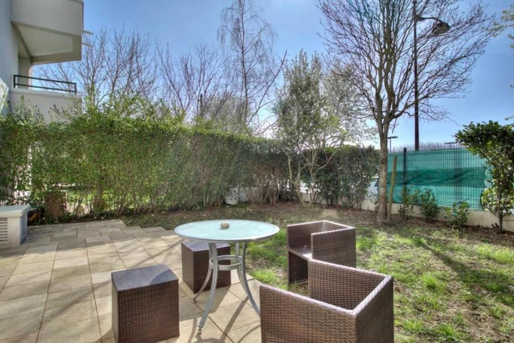 Spacieux Avec Terrasse Et Parking Viry-Châtillon